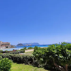 Rooms, Maksim Golfo Aranci