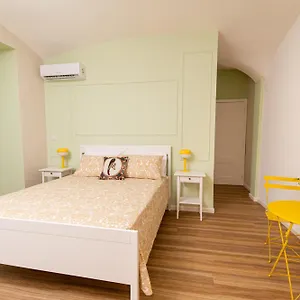 https://casa-megaride.hotels-amalfi.com